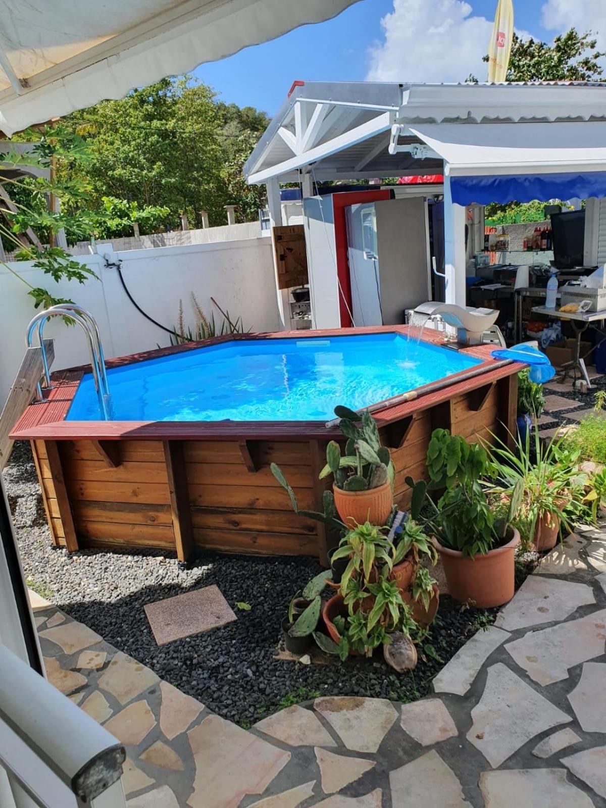 Le Sable Bleu - Evasion Tropicale A Sainte-Anne - Plage 5Min - Piscine - Parking - Logement Climatise - Vue Sur Les Palmiers - Parfait Pour Sejours En Famille Ou Entre Amis Dış mekan fotoğraf